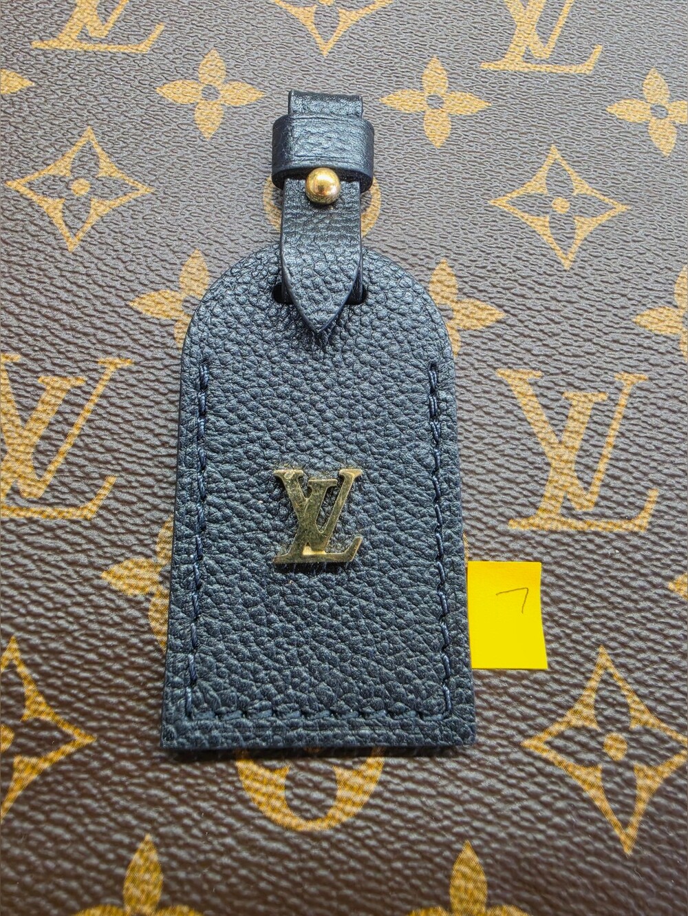 Louis Vuitton Black Leather Name Tag with Gold LV Accent - Picture 7 of 7